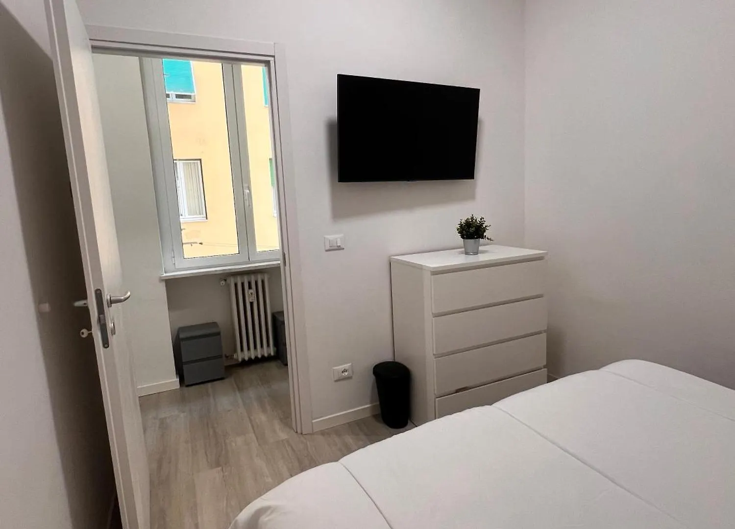 Sunny Sands Apartments Livorno