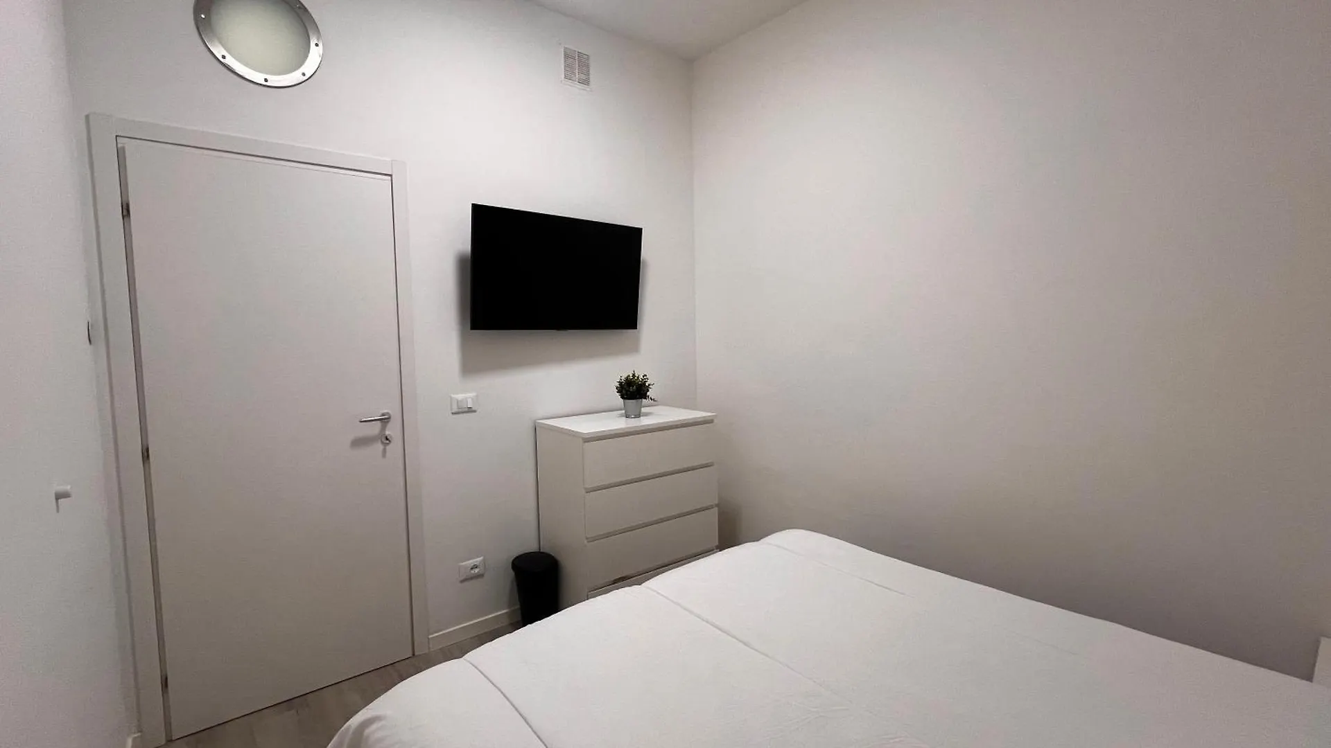 Sunny Sands Apartments Λιβόρνο Ιταλία
